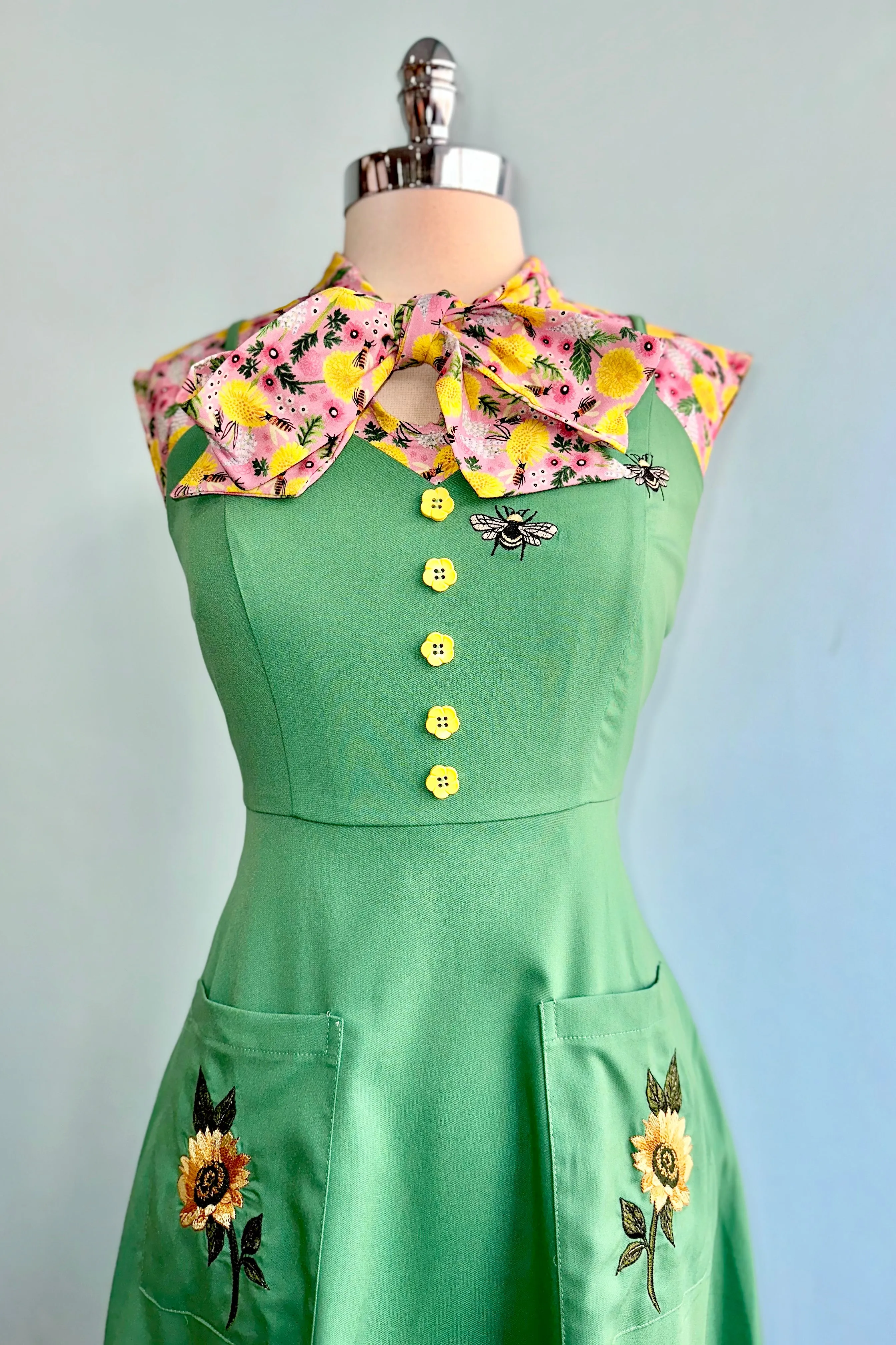 Dandelions Bow Top by Retrolicious