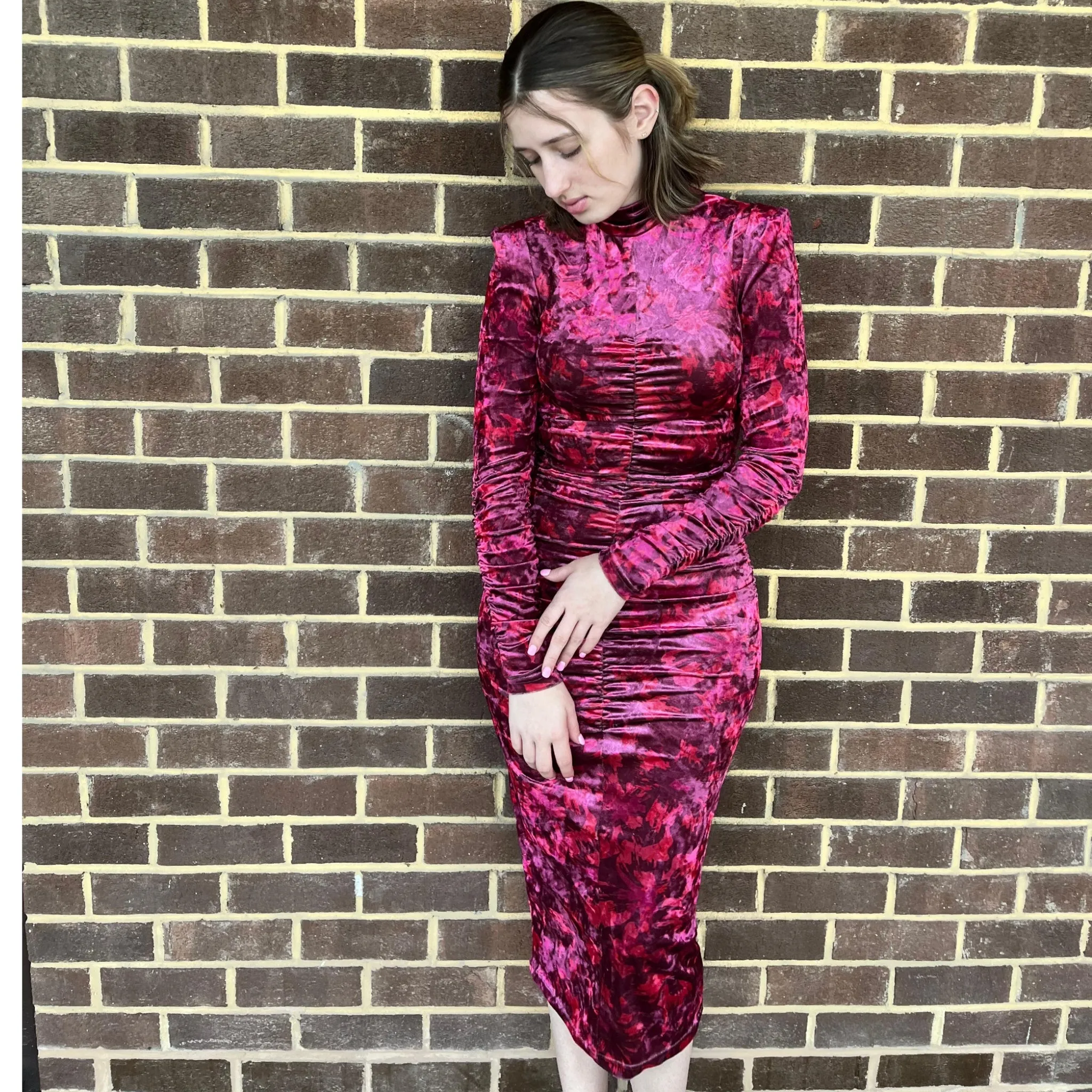 Elizabeth Berry Midi Dress