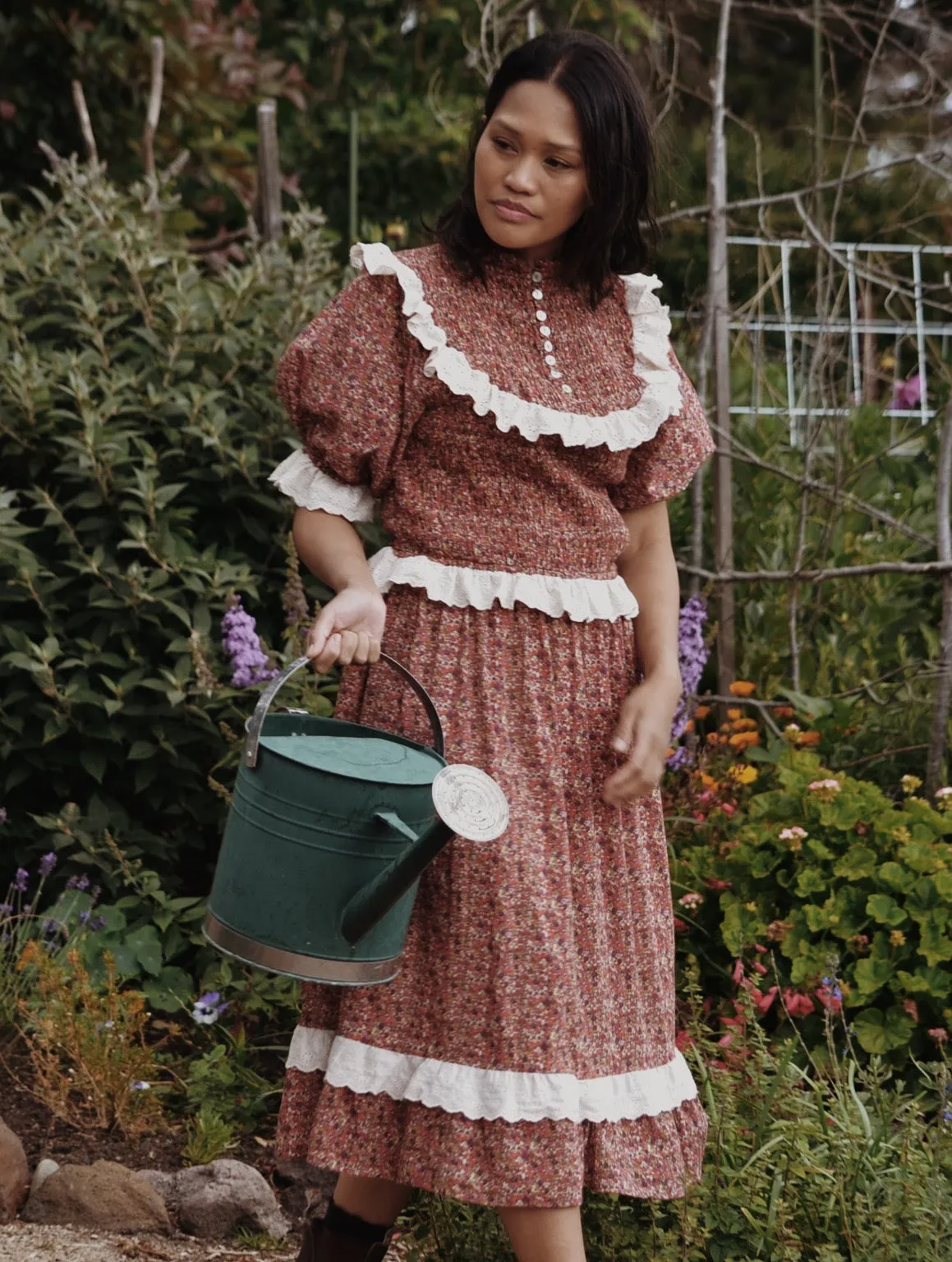 ESLEY DRESS DITSY FLORAL IN POPPY