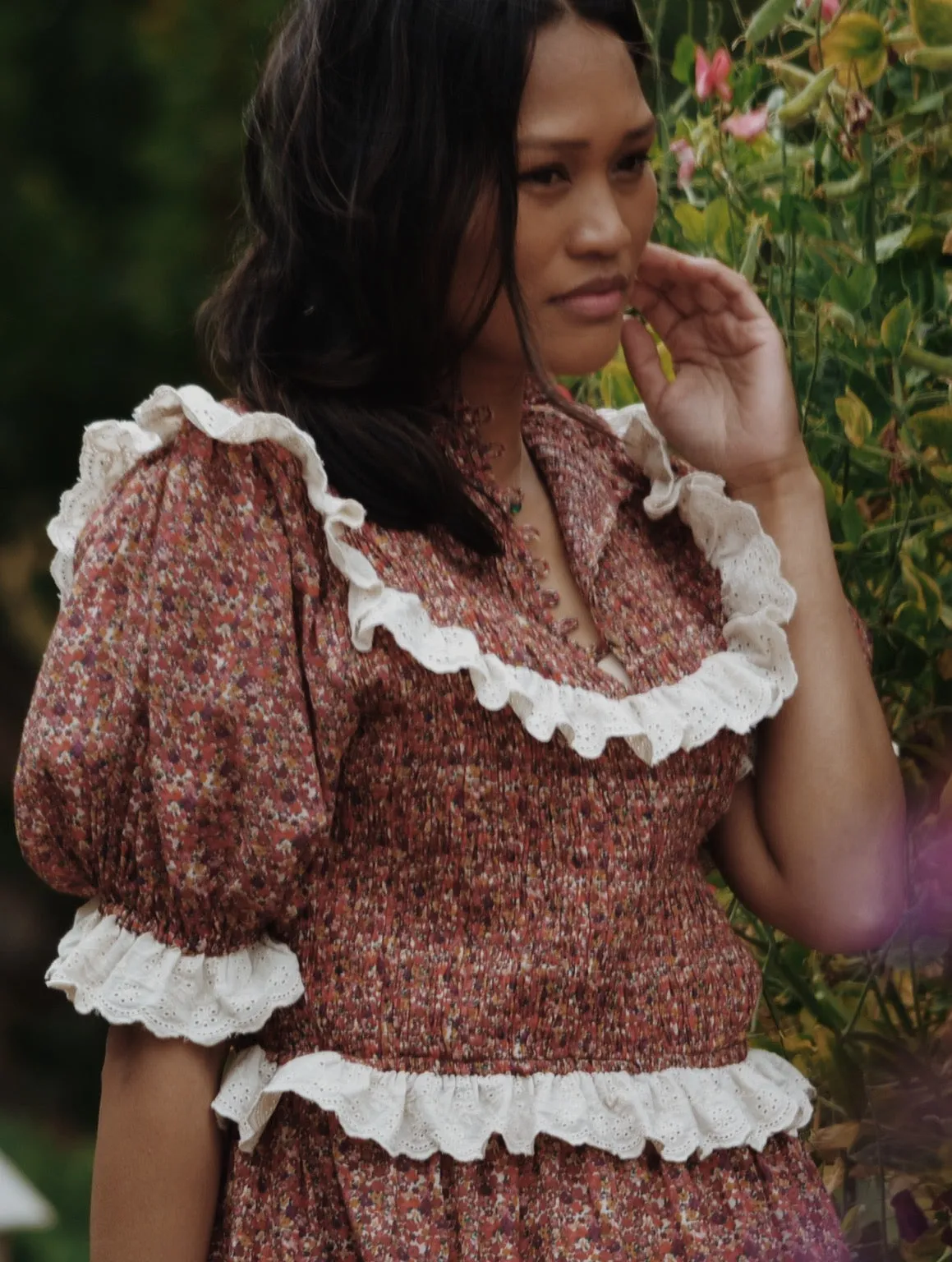 ESLEY DRESS DITSY FLORAL IN POPPY