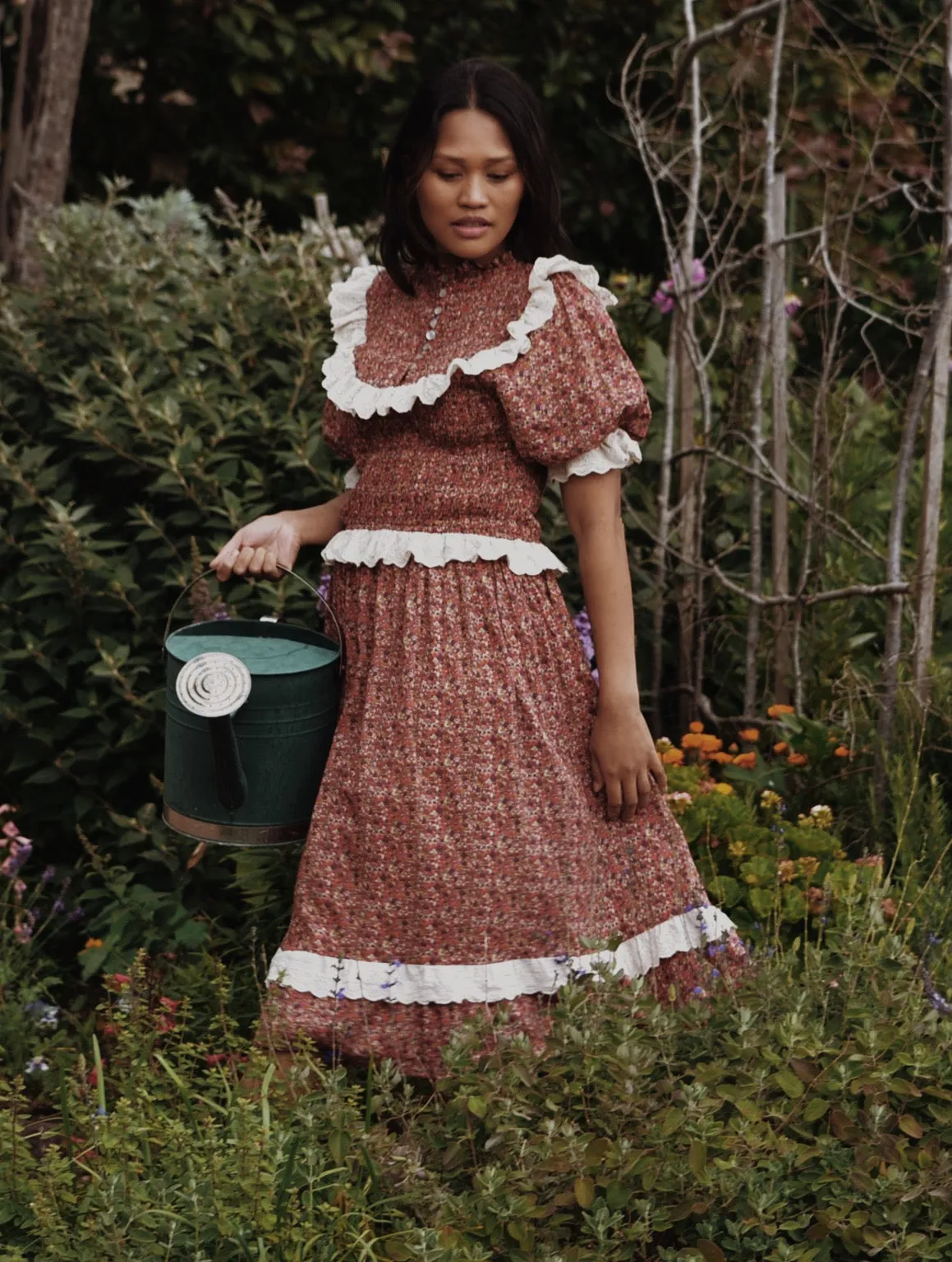 ESLEY DRESS DITSY FLORAL IN POPPY