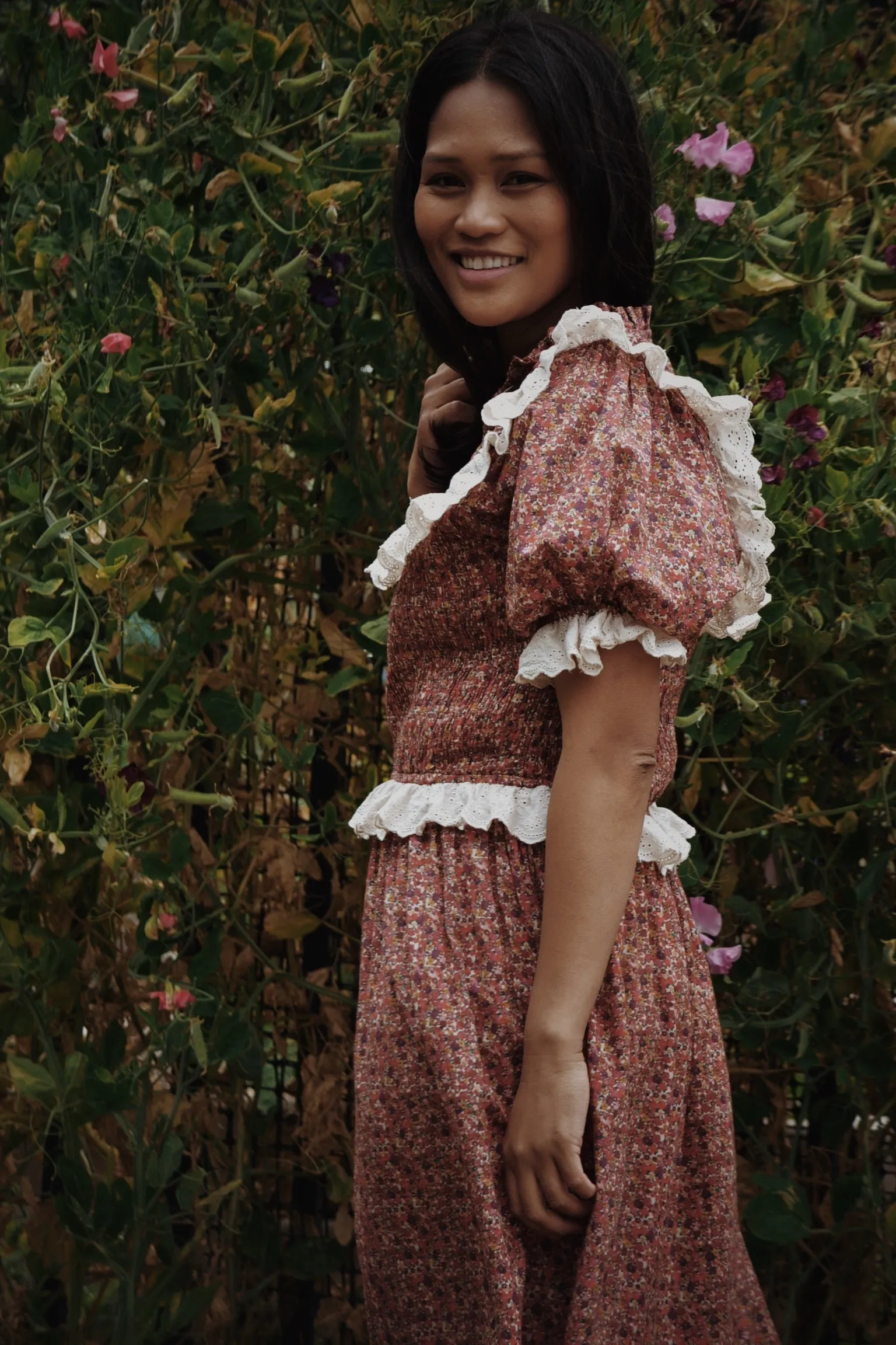 ESLEY DRESS DITSY FLORAL IN POPPY