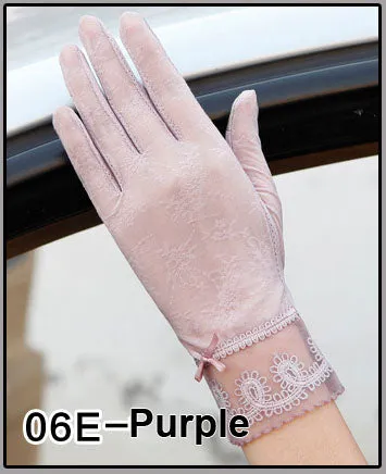 Flower Pearl Lace Gloves