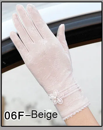 Flower Pearl Lace Gloves