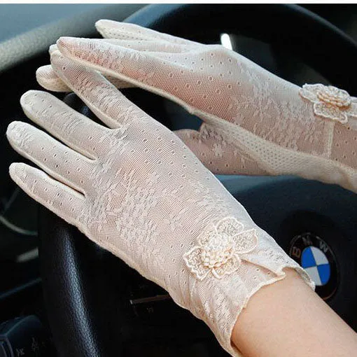 Flower Pearl Lace Gloves