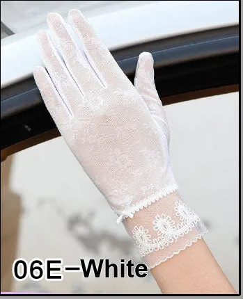 Flower Pearl Lace Gloves