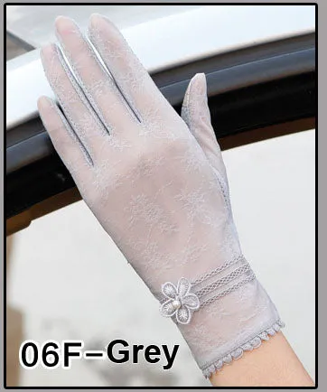 Flower Pearl Lace Gloves