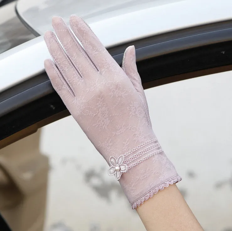 Flower Pearl Lace Gloves