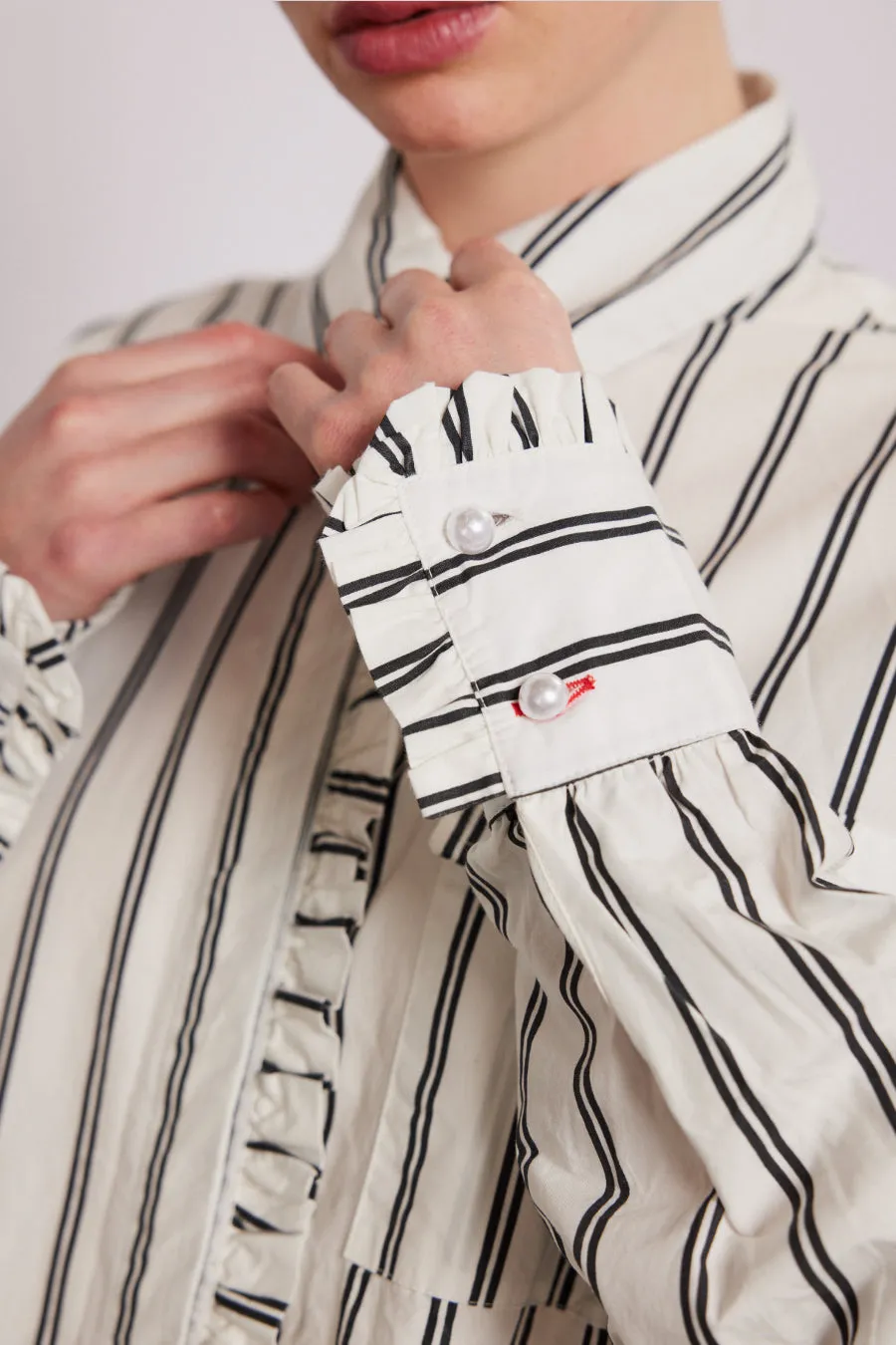 kylie ruffle shirt - white stripe