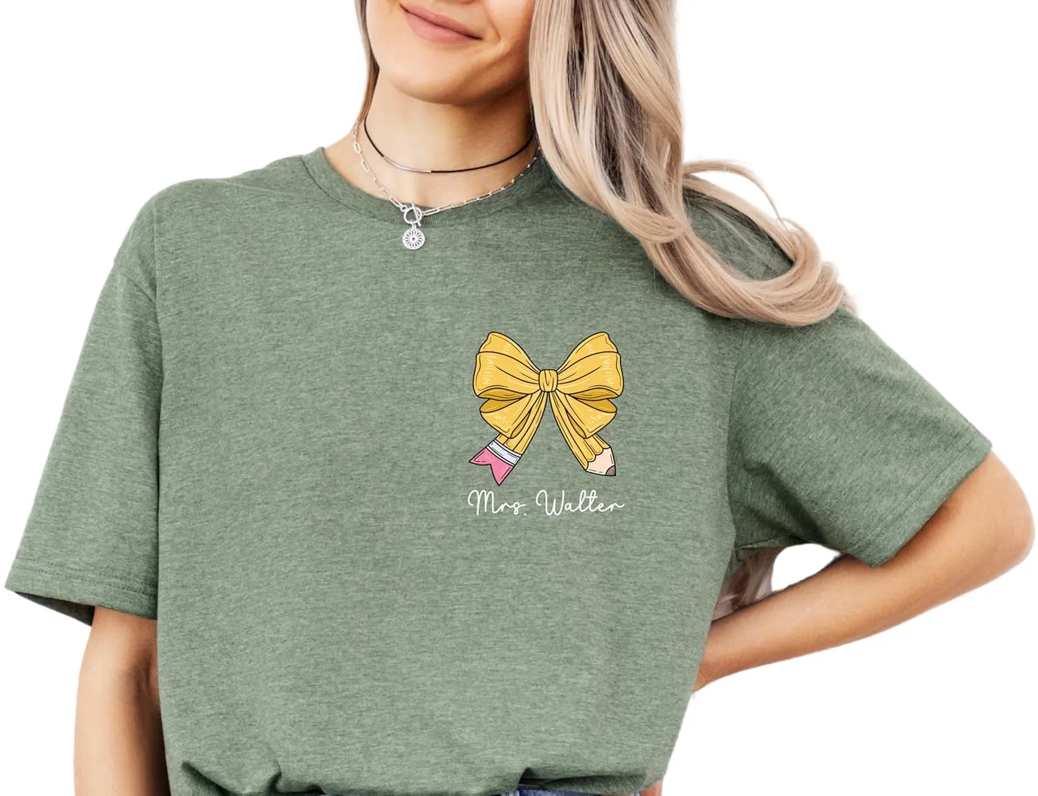 Personalized Teacher Shirts for Women Elementary Teacher Bow Shirt Customize Teacher Appreciation Gifts Coquette Tee End of Year Teacher Shirts Cute Teacher Shirts with Custom Name