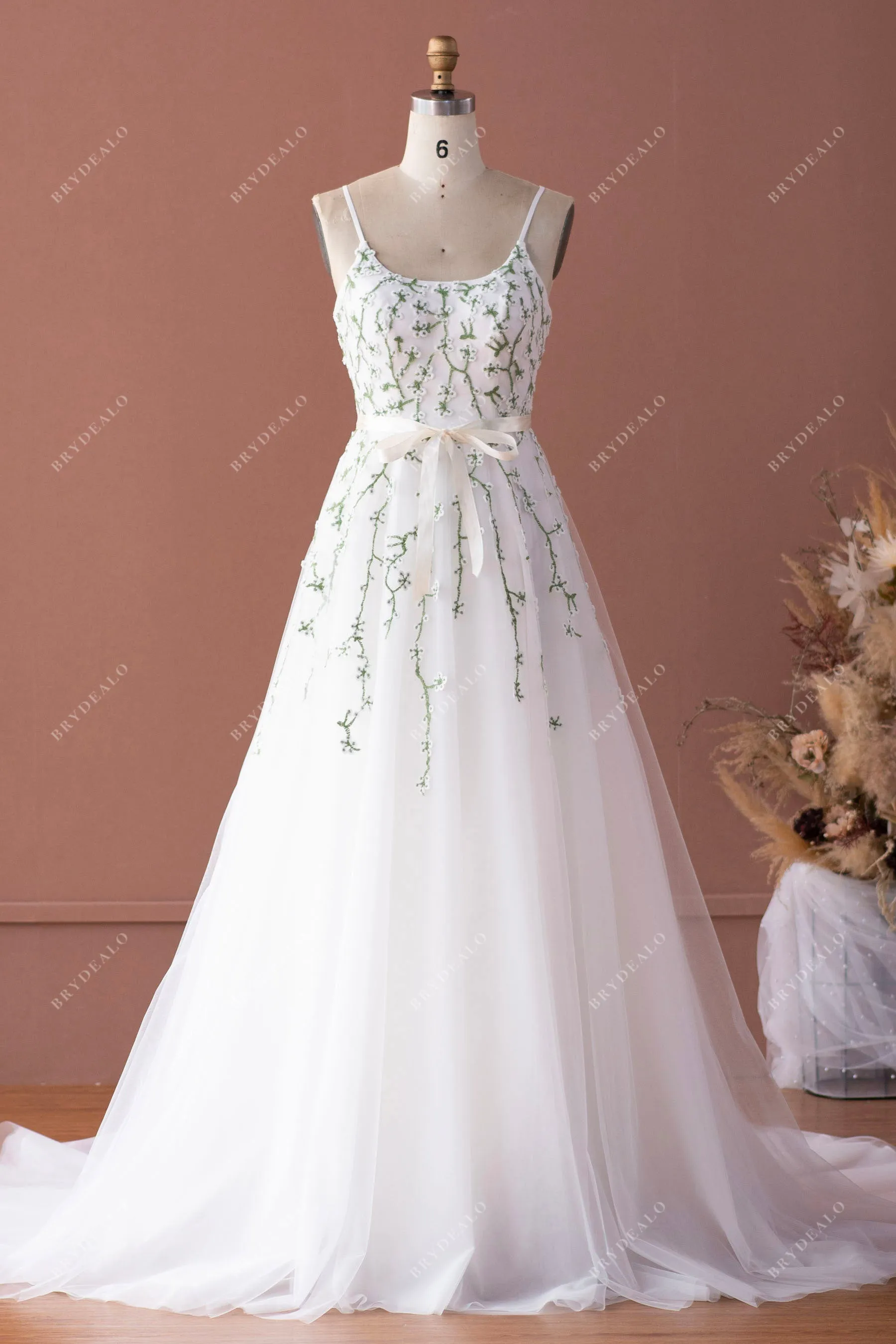 Rustic Flower Lace Bubble Sleeve Blouse Ball Gown Wedding Dress
